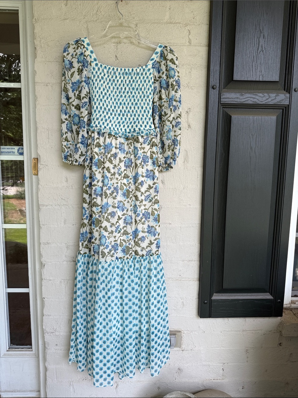 Taylor Tie-Back Maxi Dress in Mixed Blue Floral Prints Size 2 - Picture 4 of 15